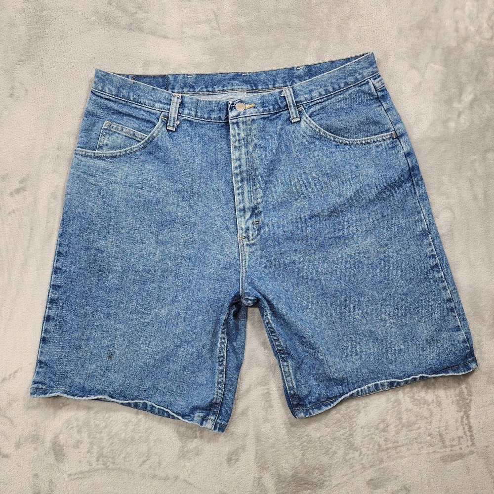 Vintage Wrangler Shorts Mens 38 Blue Denim Relaxed Fit Casual Jorts Summer Work